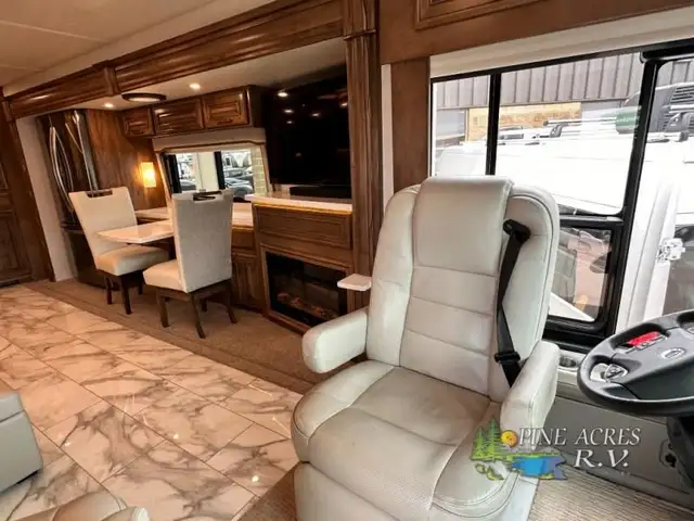 2023 Entegra Coach Cornerstone 45B 605 h.p. 26K Miles in RVs & Motorhomes in Moncton - Image 20