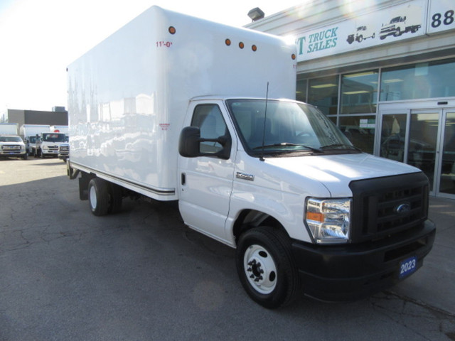  2023 Ford E-450 GAS 16 FT HIGH BOX CUBE WITH POWER LIFTGATE in Heavy Trucks in Markham / York Region