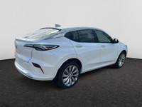 This 2025 Buick Envista in White Frost Tricoat is equipped with FWD and Gas 1.2L/ engine. Check out... (image 4)
