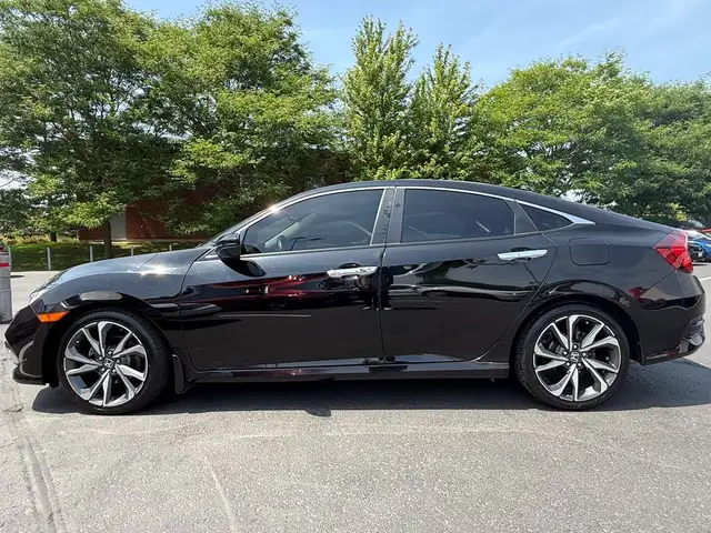 2020 Honda Civic Touring Touring|Leather|Navi|Sunroof|CarPlay in Cars & Trucks in Oshawa / Durham Region - Image 6