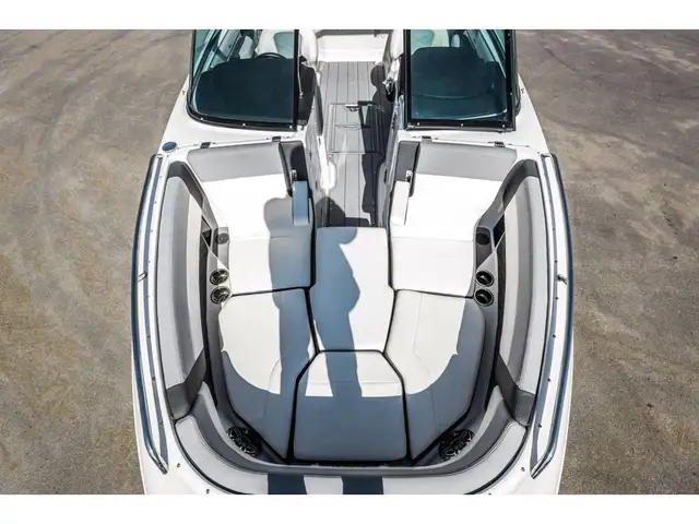 2025 Chaparral 267 SSX in Powerboats & Motorboats in Québec City - Image 35