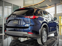 Comes equipped with: Power Mirrors, Halogen Headlamps, Courtesy lights, LED Headlights, LED Daytime... (image 4)
