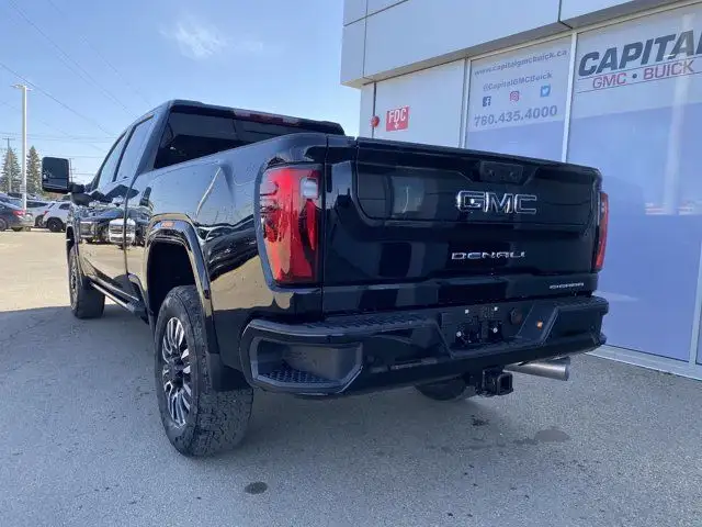 2025 GMC Sierra 3500HD Crew Cab Denali Ultimate in Cars & Trucks in Edmonton - Image 5