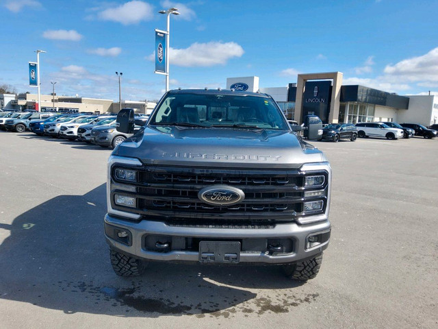  2024 Ford Super Duty F-250 SRW LARIAT in Cars & Trucks in Peterborough - Image 2