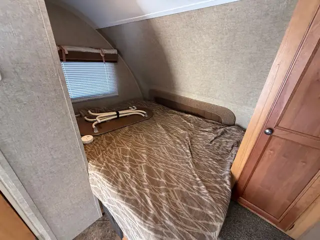 2014 KZ MXT 160 Toy Hauler in Travel Trailers & Campers in St. Albert - Image 23