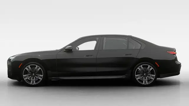 2025 BMW 7 Series 760i xDrive | Premium | Assist. Conduite in Cars & Trucks in City of Montréal - Image 5