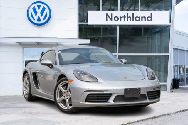 2020 Porsche 718 Cayman Base in Cars & Trucks in Calgary