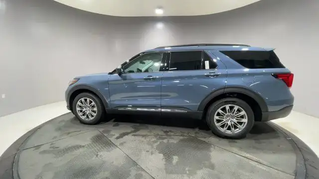 2025 Ford Explorer Active in Cars & Trucks in Strathcona County - Image 7
