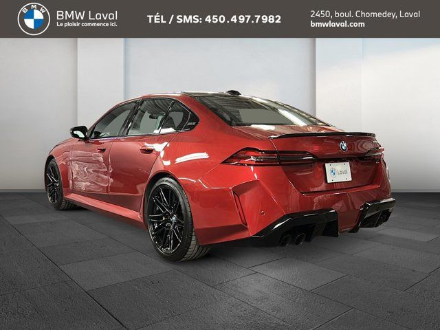 2025 BMW M5 SEDAN | Groupe M Conducteur | dans Autos et camions  à Laval/Rive Nord - Image 4
