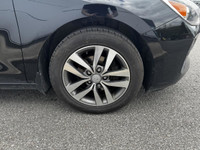Hyundai Elantra GL Manuel Tissu Écran Mags Caméra Recul 2018 à vendrePneus été & hiver, Sièges chauf... (image 3)