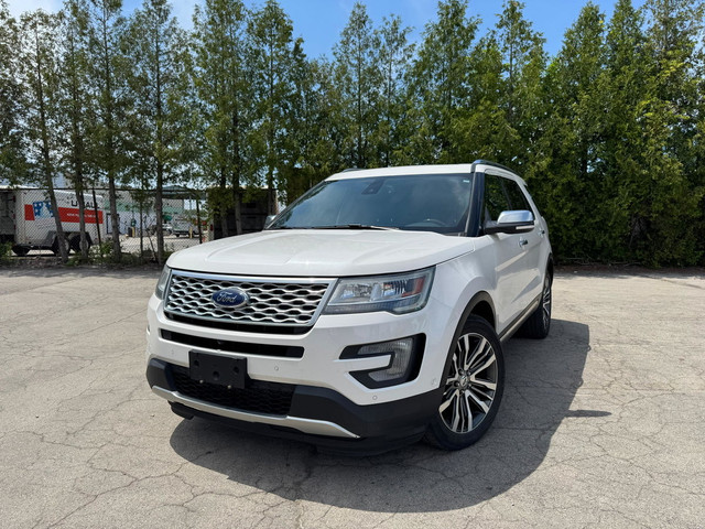 2017 Ford Explorer Platinum in Cars & Trucks in Hamilton