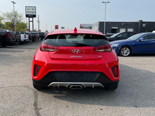 2019 Hyundai Veloster in Cars & Trucks in Oakville / Halton Region - Image 4