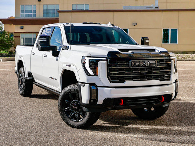2024 GMC Sierra 2500HD AT4 6.6L in Cars & Trucks in Strathcona County - Image 2