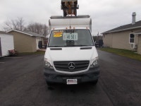 2016 Mercedes Benz Sprinter 3500 Diesel Auto, pw, pl, air, 168,000km Comes with 12ft cube box with s... (image 3)