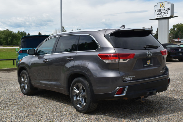 2018 Toyota Highlander ***LIMIITED, 2ND ROW BUCKETS*** in Cars & Trucks in Calgary - Image 3