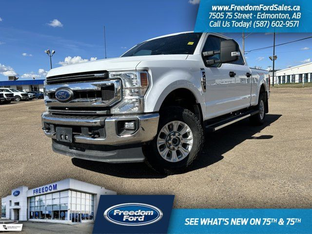 2022 Ford Super Duty F-350 SRW XLT CrewCab 160 | Rear Cam in Cars & Trucks in Edmonton
