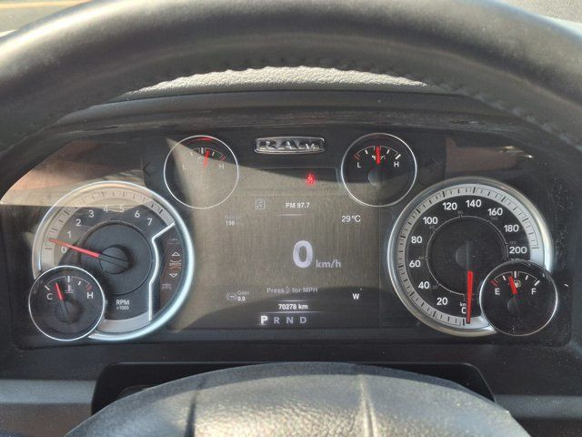 2019 Ram 1500 Classic SLT Crew 4X4 | Hemi | Heated Bucket Seats in Cars & Trucks in Guelph - Image 3