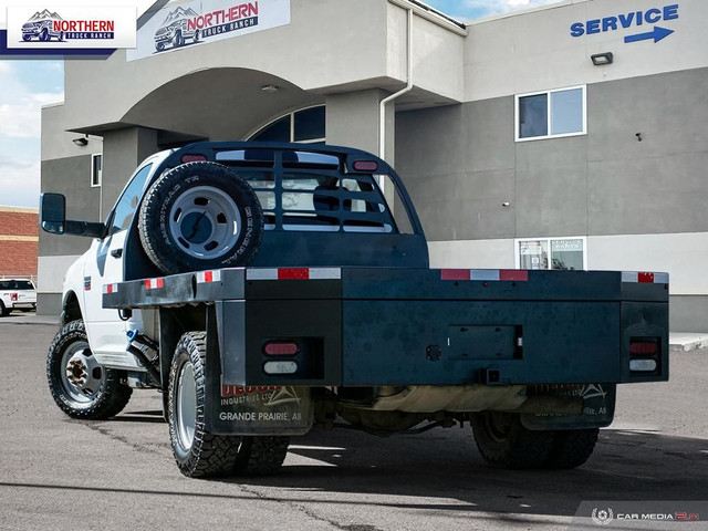 2011 Dodge Ram 3500 HD Chassis ST/SLT REGULAR CAB 4X4 FLAT DE... in Cars & Trucks in Edmonton - Image 4