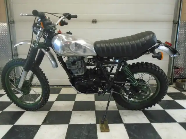 1981 Yamaha XT 500 CUSTOM BUILD NEW PRICE.$3,999.  PRIVATE SALE  in Dirt Bikes & Motocross in Calgary - Image 4