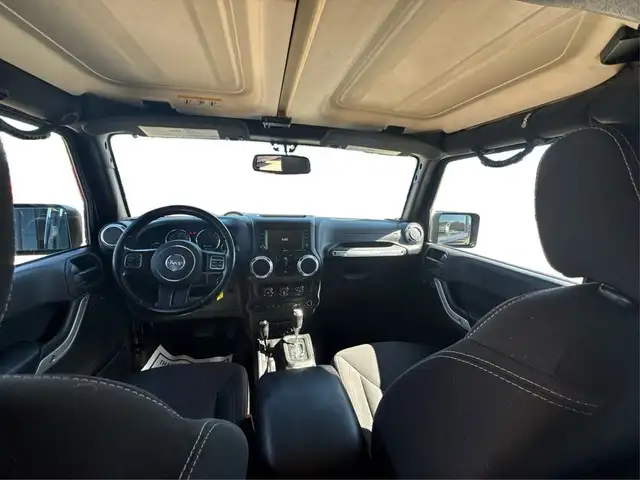 2016 Jeep WRANGLER UNLIMITED Sahara CLEAN MUSE SEE WE FINANCE AL dans Autos et camions dans London - Image 22
