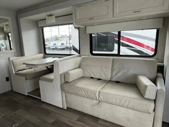 2020 Winnebago Intent 30R in RVs & Motorhomes in Abbotsford - Image 15