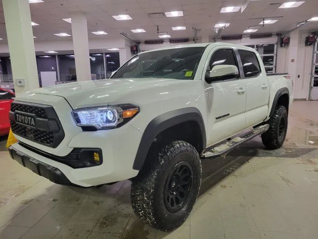 2023 Toyota Tacoma TRD Offroad *Leather* *Roof* *Heated Seats*