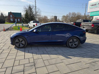 2022 Tesla Model 3 Long Range AWD with 91,000kms. Extended warranty is available. Financing and Leas... (image 7)