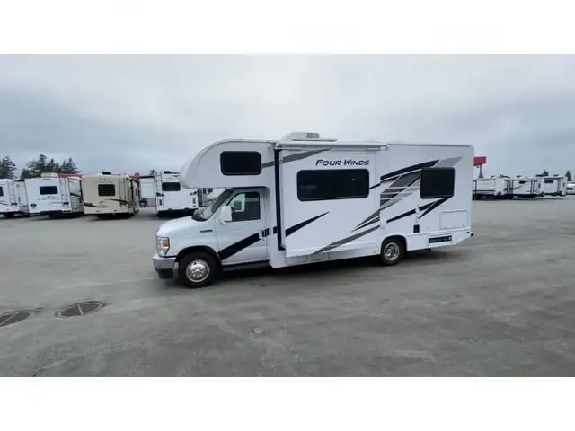 2024 Thor Motor Coach Four Winds 25V in RVs & Motorhomes in Abbotsford - Image 6