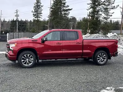 The 2025 Chevrolet Silverado 1500 RST is the perfect combination of power, style, and advanced techn...