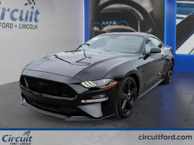La Mustang GT Coupé Premium 2022 allie style iconique et équipements haut de gamme. Dotée de soupape...