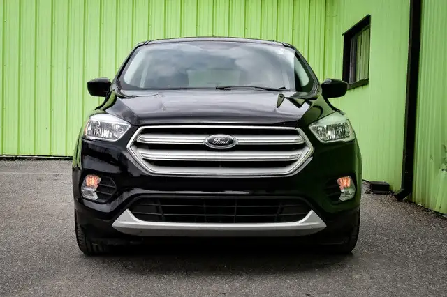 2019 Ford Escape SE FWD • HEATED SEATS • CP/AA • REMOTE START in Cars & Trucks in Ottawa - Image 5