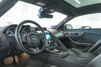 Jaguar F-TYPE Coupe 575hp SVR AWD 2019: - Extérieur satin orange MADAGASCAR par SVO sur intérieur en... (image 1)