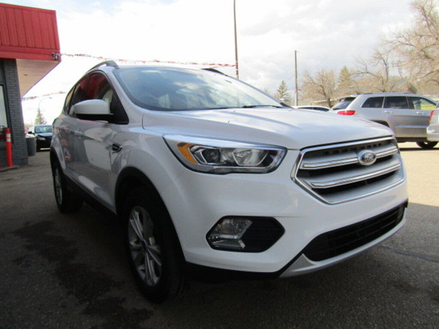  2018 Ford Escape Loaded Leather P. Seat & Hatch Priced to Sell! in Cars & Trucks in Swift Current - Image 4