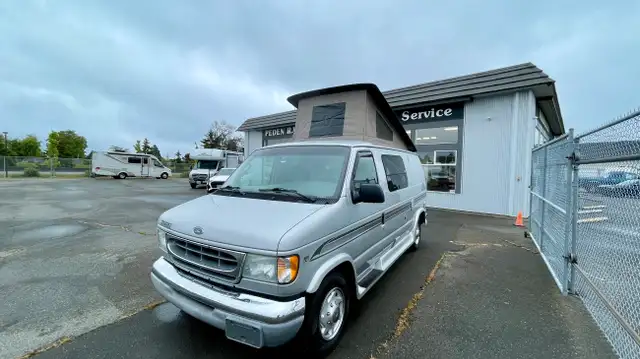 2002 PLEASURE-WAY TRAVERSE in RVs & Motorhomes in Victoria - Image 16