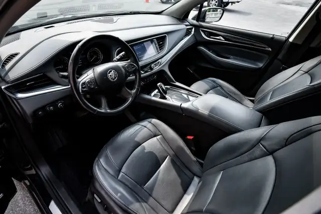 2021 Buick Enclave Premium - Cooled Seats - Leather Seats in Cars & Trucks in Ottawa - Image 15