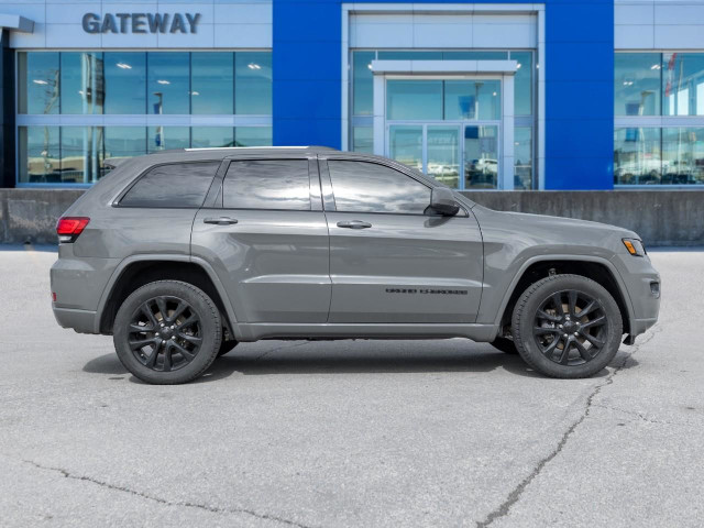2020 Jeep Grand Cherokee Laredo in Cars & Trucks in Mississauga / Peel Region - Image 4