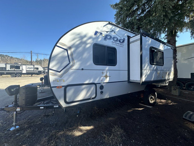  2024 Forest River r-pod 196 Hood River Edition in Travel Trailers & Campers in Nelson