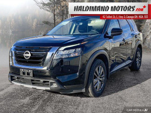 2023 Nissan Pathfinder SV