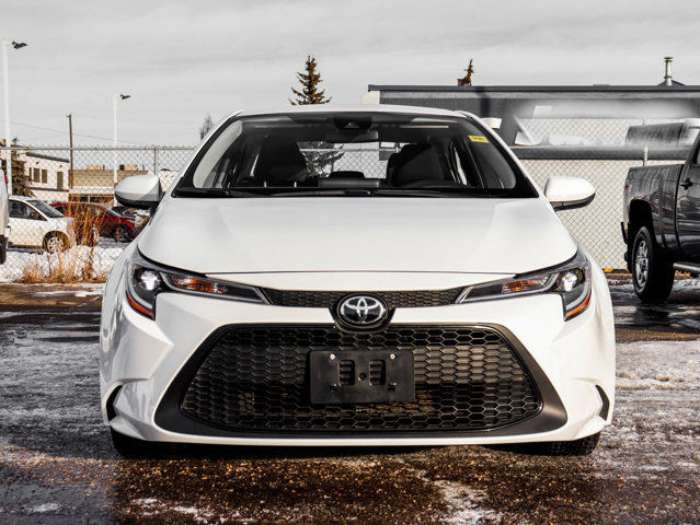  2022 Toyota Corolla LE CVT 1.8L in Cars & Trucks in Edmonton - Image 4