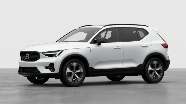 2026 Volvo XC40 in Cars & Trucks in City of Montréal