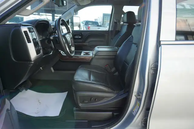 2015 GMC Sierra 2500HD in Cars & Trucks in Oakville / Halton Region - Image 16
