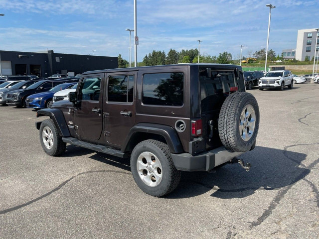 2013 Jeep Wrangler Unlimited in Cars & Trucks in Oakville / Halton Region - Image 3