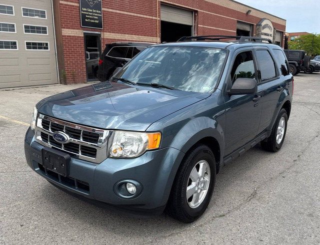 2010 Ford Escape FWD 4dr V6 Auto XLT in Cars & Trucks in Kitchener / Waterloo