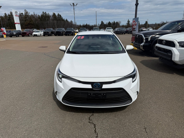 2023 Toyota Corolla Hybrid LE NO ACCIDENTS REPORTED!!! EXTENDED  in Cars & Trucks in Fredericton - Image 2