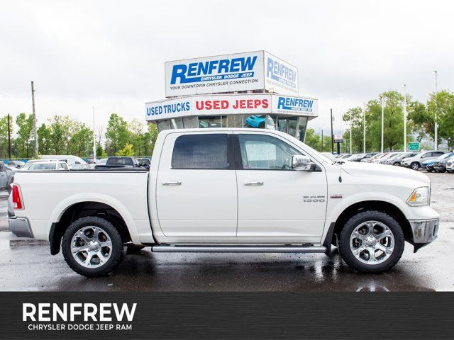 2016 Ram 1500 Laramie 4x4, HEMI, Sunroof, Heated/Cooled Leather in Cars & Trucks in Calgary