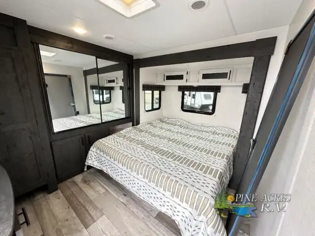 2023 KZ Sportsmen 363FL in Travel Trailers & Campers in Truro - Image 19