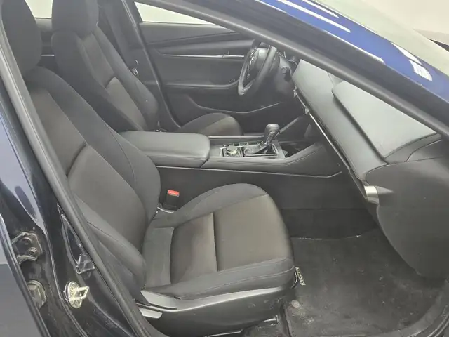 2021 Mazda Mazda3 CARPLAY, CAMERA, SIEGES CHAUFFANTS, BLIND SPOT in Cars & Trucks in Longueuil / South Shore - Image 27