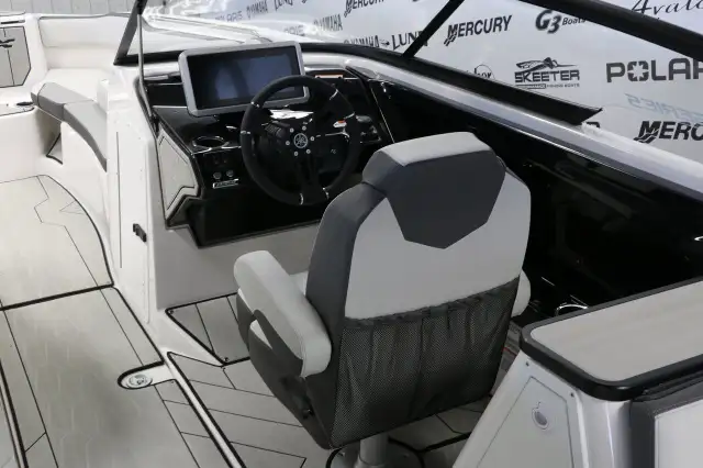 2023 Yamaha 252XE BATEAU À JET in Powerboats & Motorboats in Ottawa - Image 15