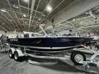 2024 KingFisher Escape 2025 in Tuxedo Black is in stock for immediate delivery, This package will be...