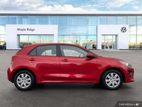 This Kia Rio 5-door boasts a Regular Unleaded I-4 1.6 L/98 engine powering this Variable transmissio... (image 5)